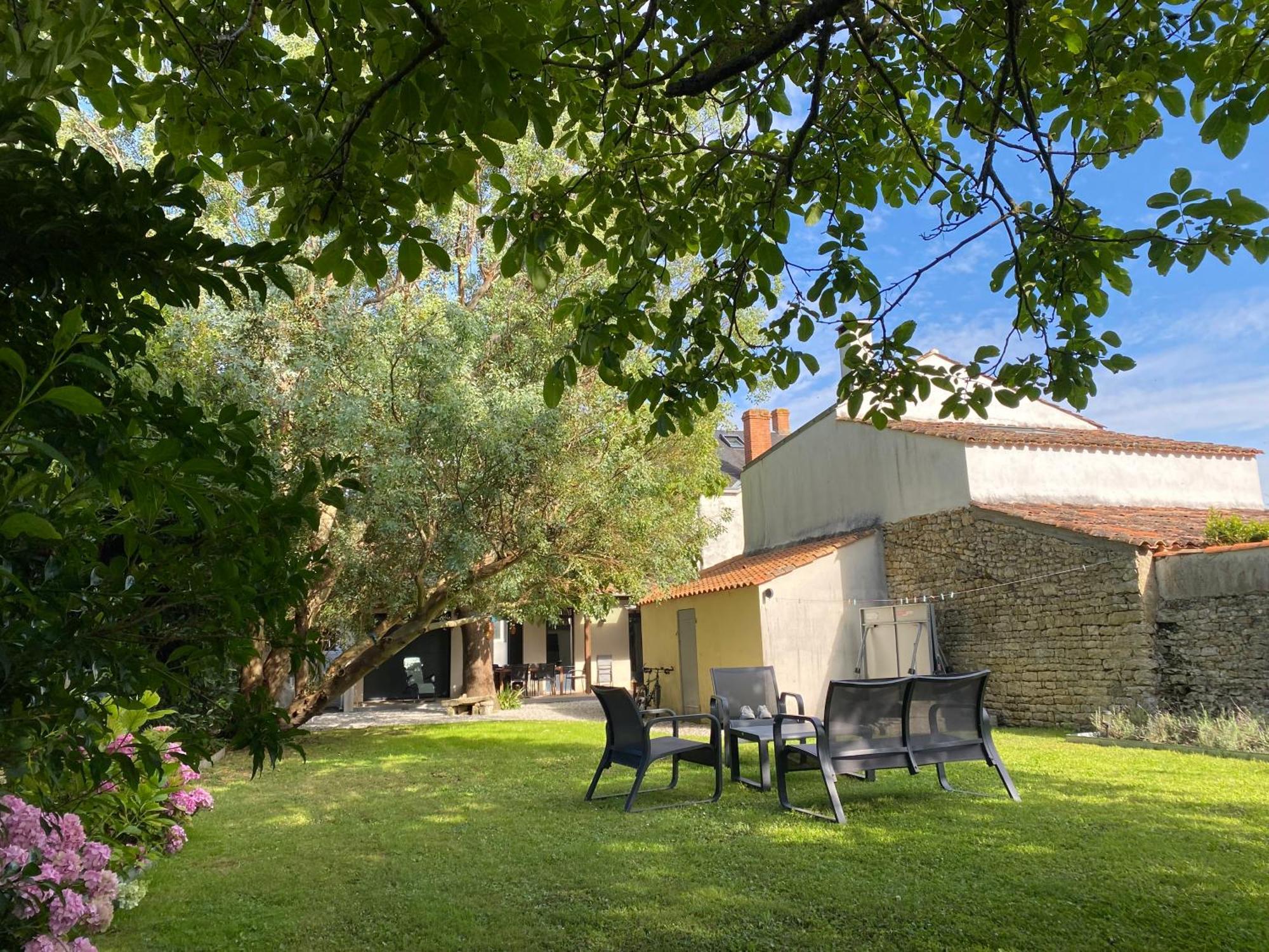 Villa Paulownia - A 1,2Km Des Plages - Tout Confort Au Coeur Du Bourg Jard-sur-Mer Esterno foto